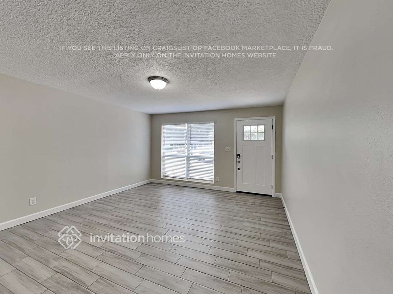2527 Oak Summit Dr - Photo 3 of 21