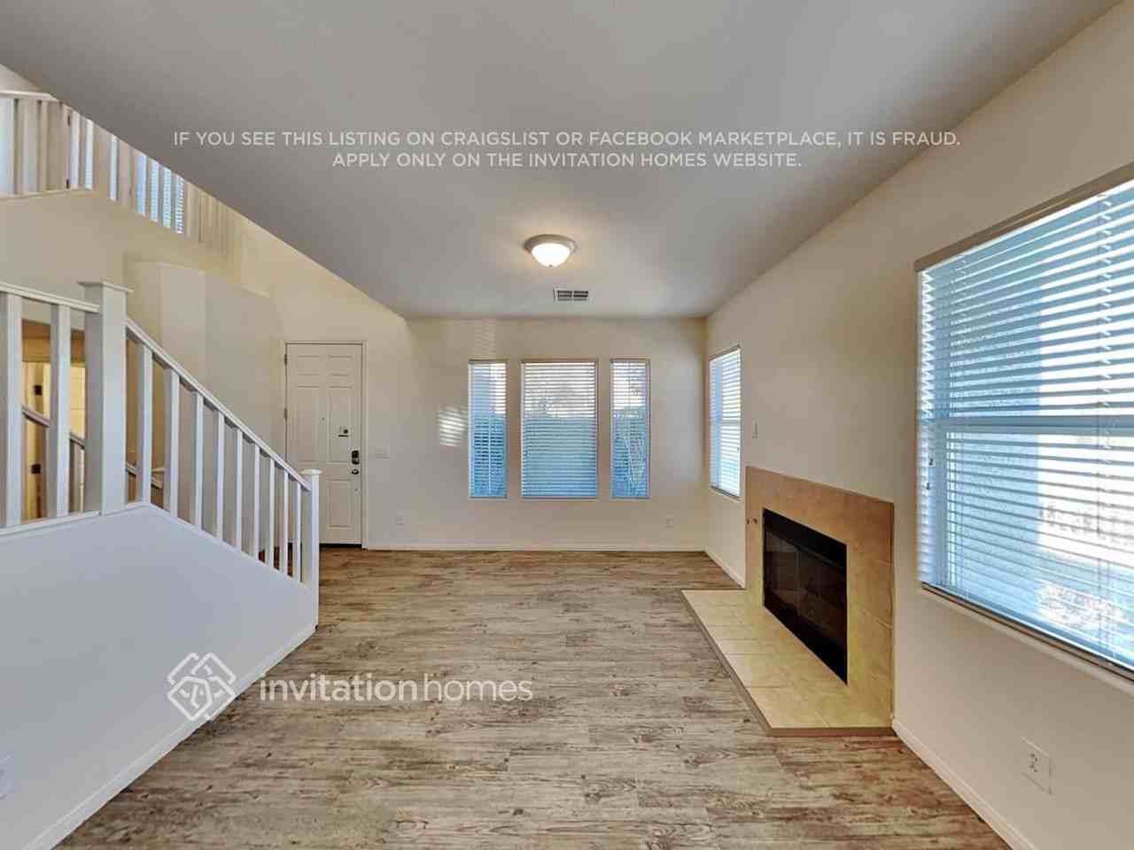 936 Douglas Flat Pl - Photo 4 of 21