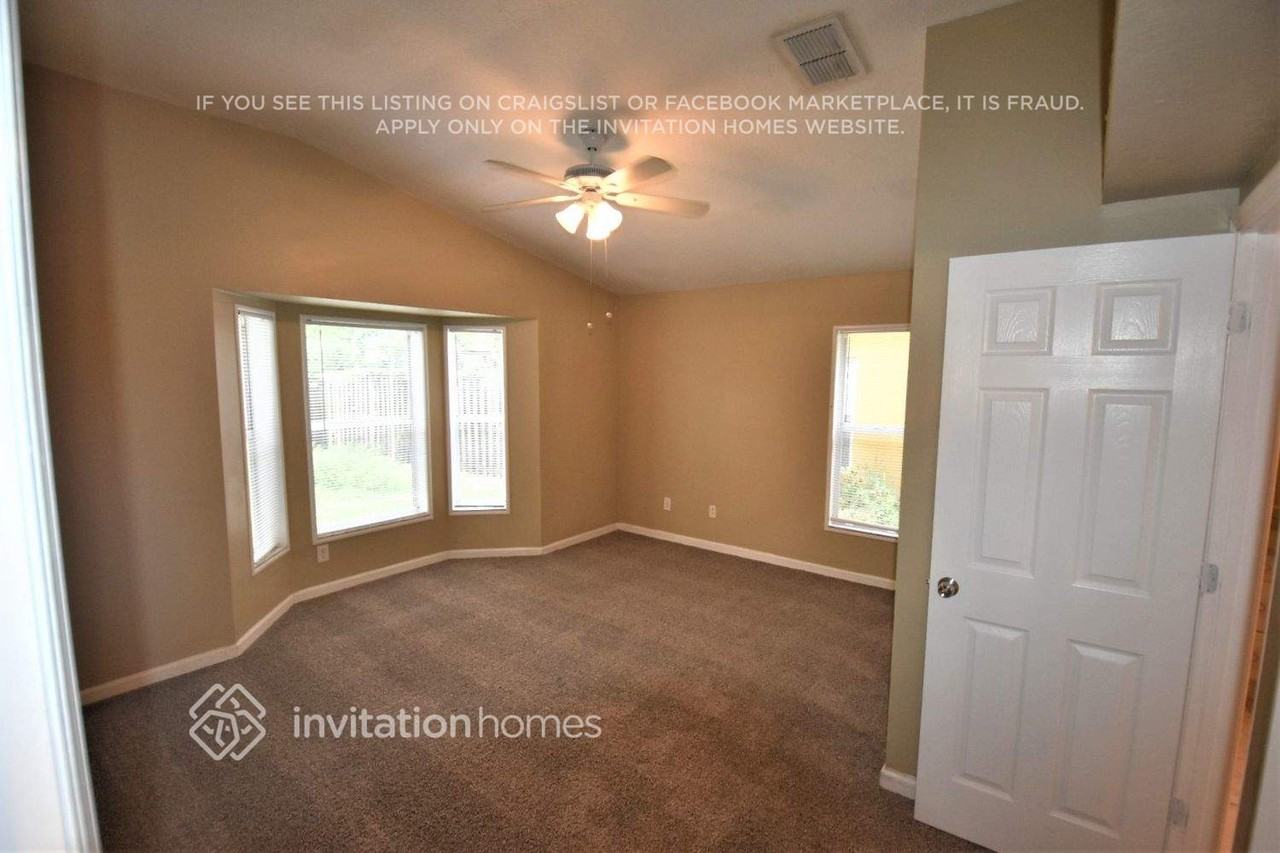 13418 Bellingham Drive - Photo 6 of 10