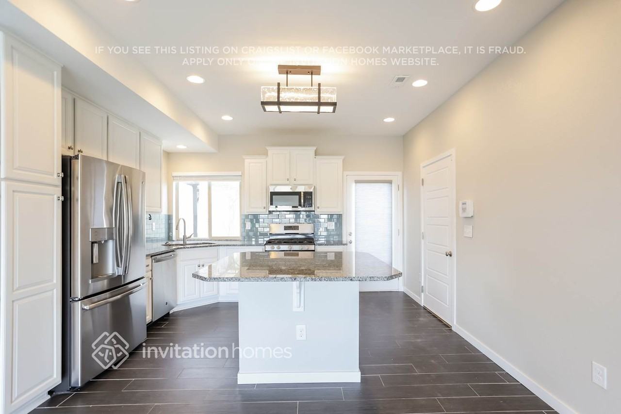 4892 Halifax Court - Photo 6 of 16