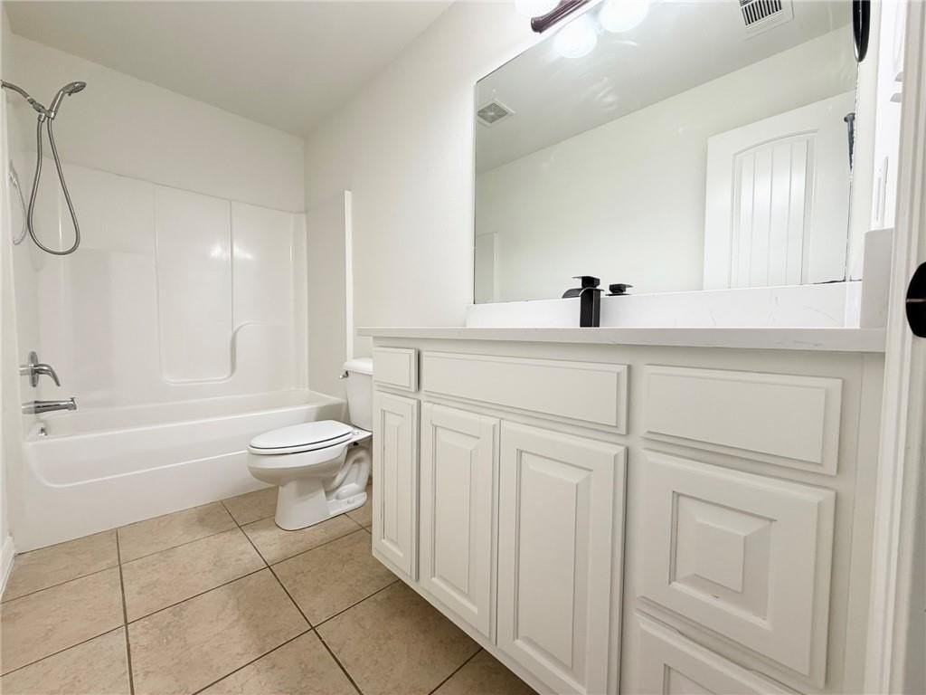 2912 South D Place - Photo 5 of 21