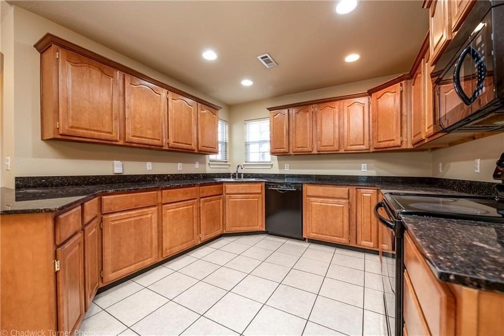 5033 West Stepney Court - Photo 3 of 15