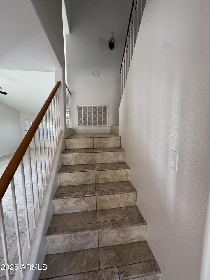 4626 Weaver Road - Photo 7 of 21