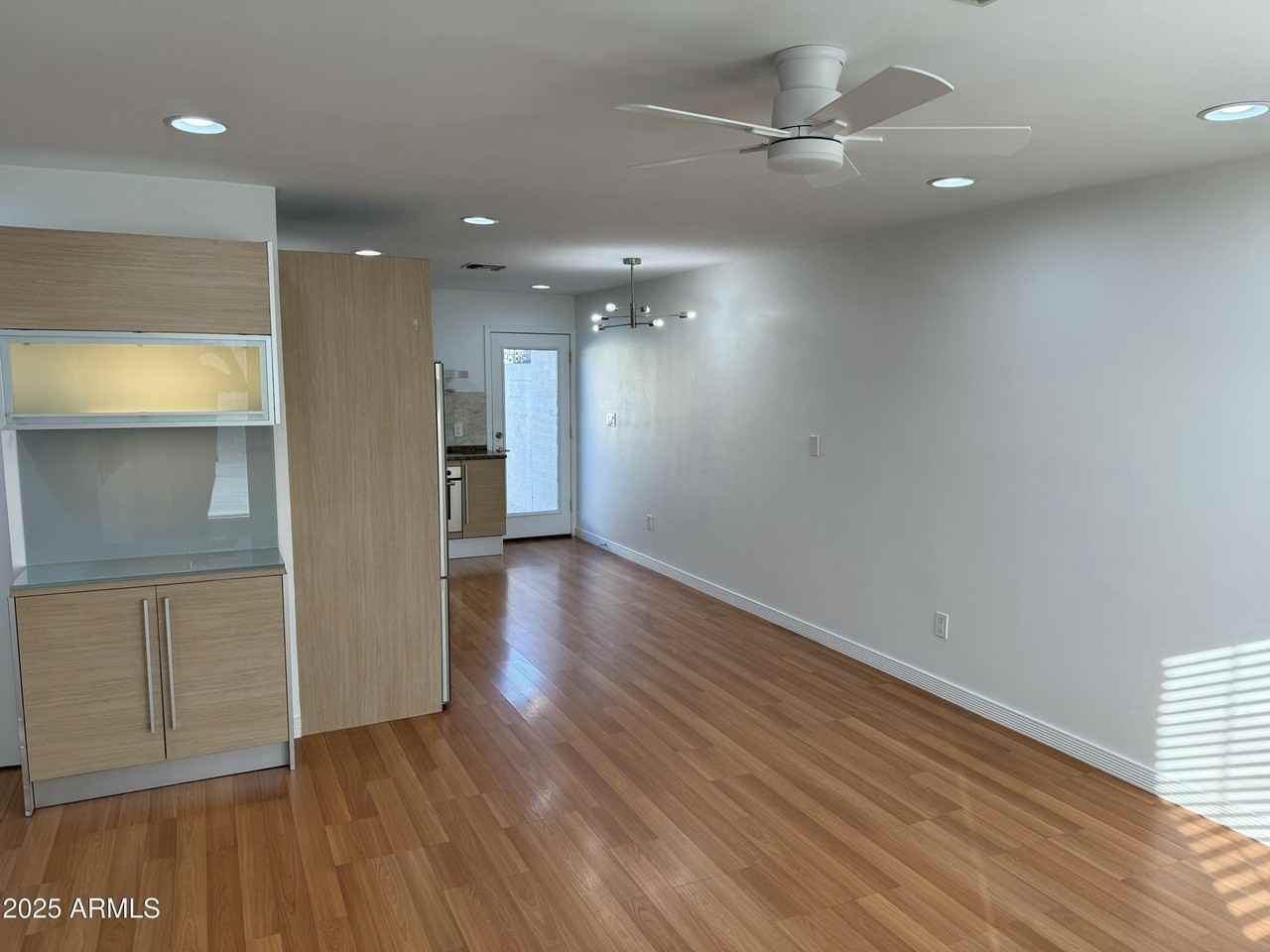 1850 E Maryland Ave Unit 63 #63 - Photo 3 of 16