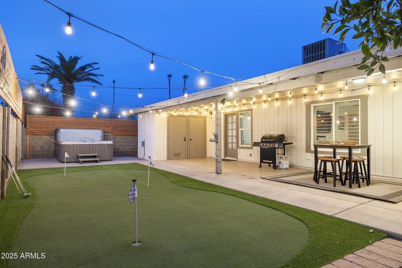 2226 South Kachina Drive - Photo 4 of 36