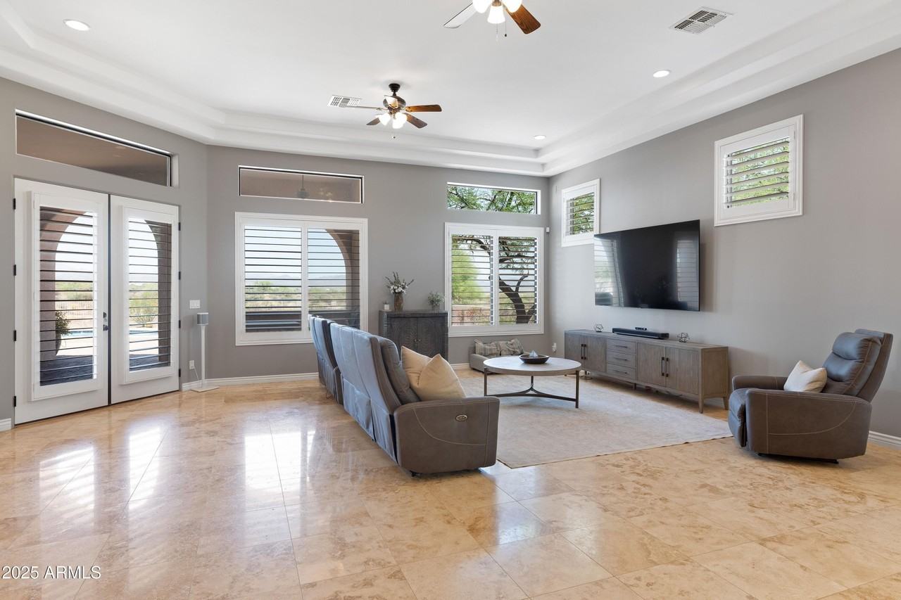 16246 Gamble Drive - Photo 6 of 50