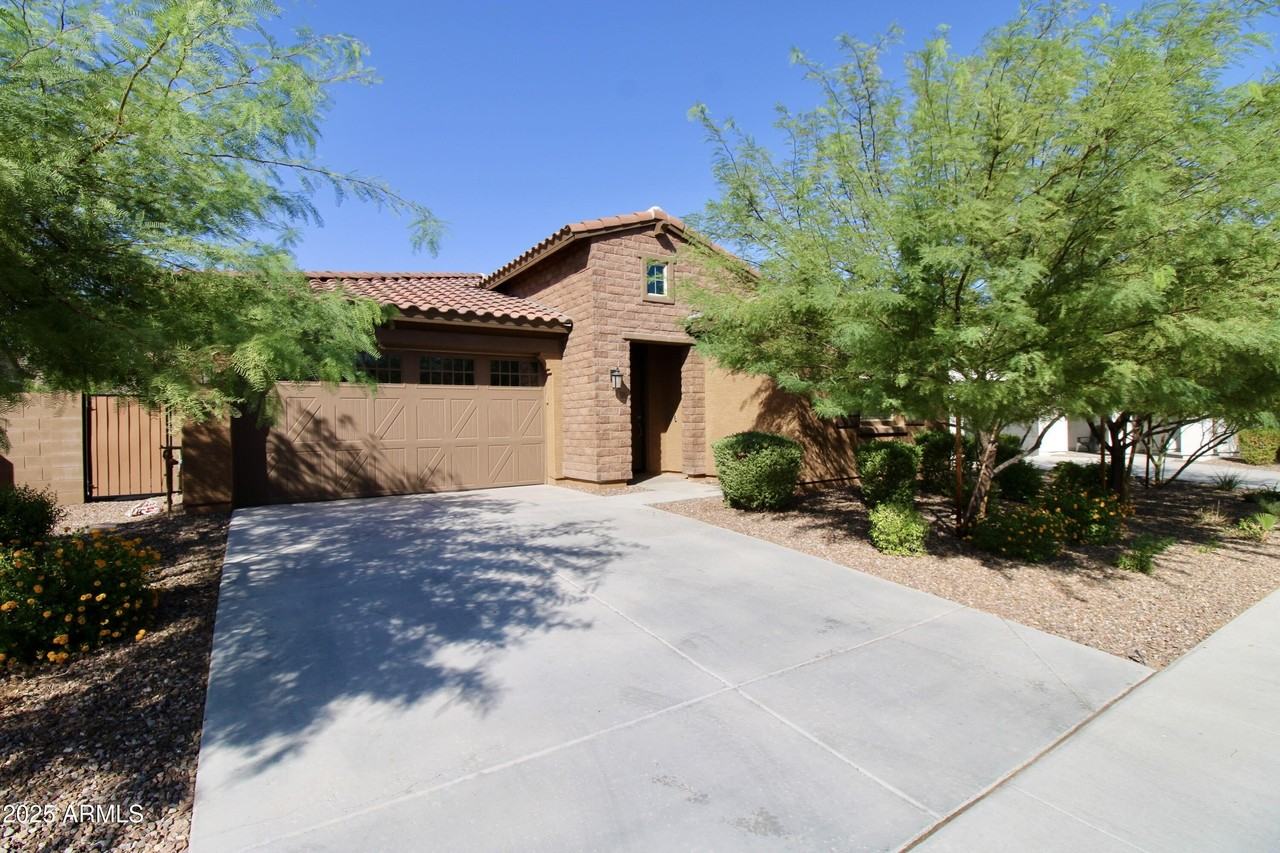 12546 W Calle De Baca - Photo 2 of 23