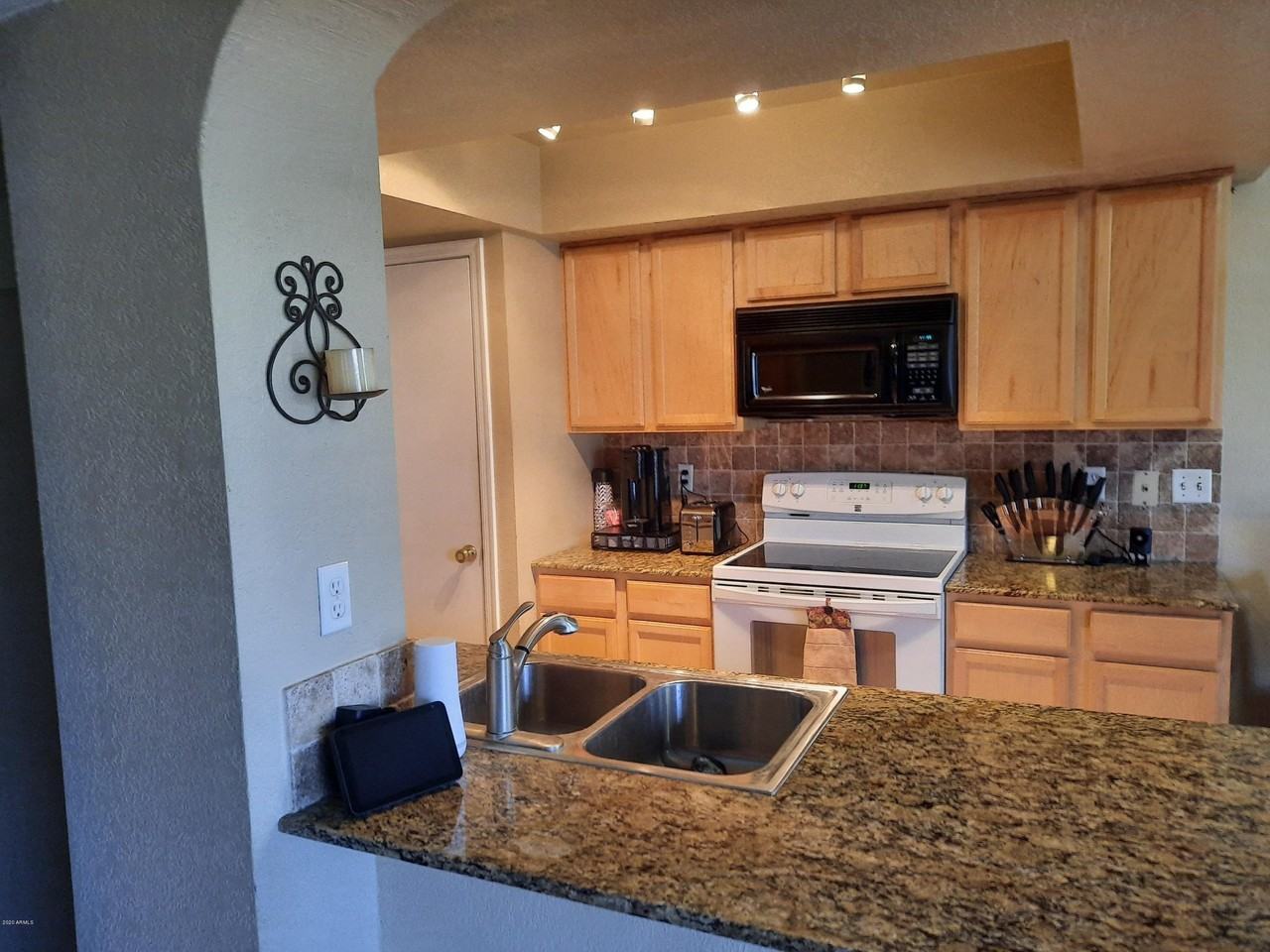 1861 Montana Vista #A - Photo 4 of 31