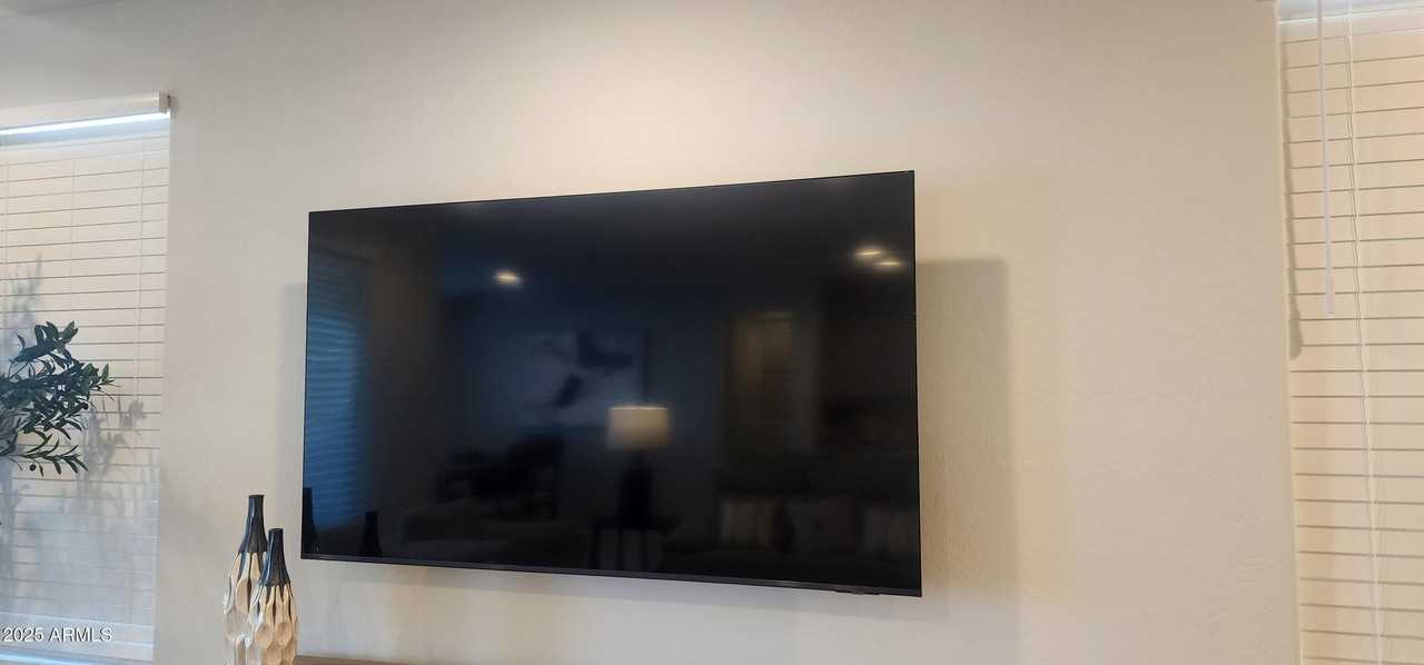 West Mccrae Drive - Photo 7 of 33