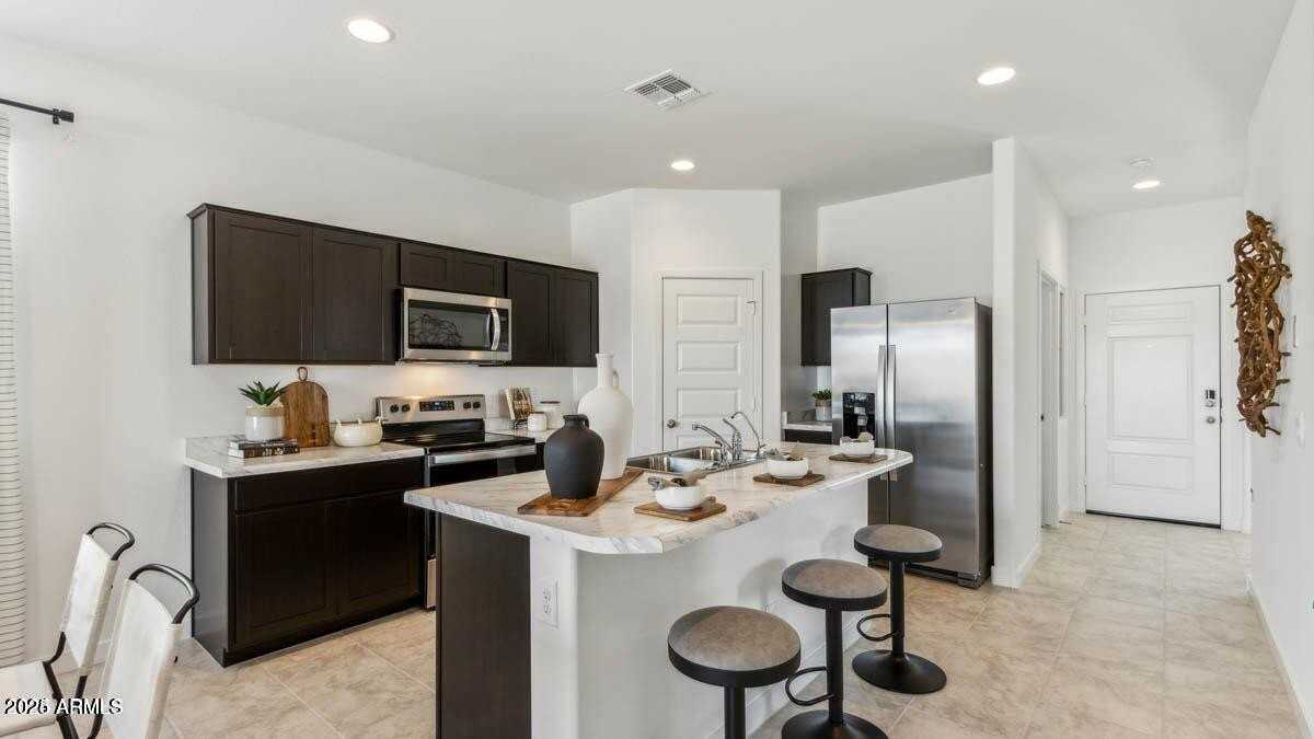 5447 E Axle Ln - Photo 4 of 15