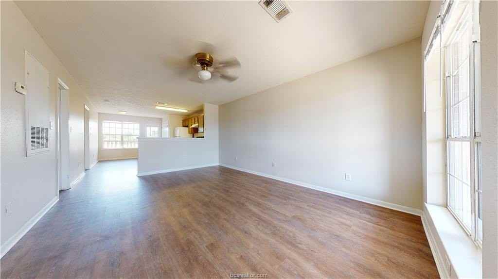 1509 Hollow Hill Drive #C - Photo 4 of 20