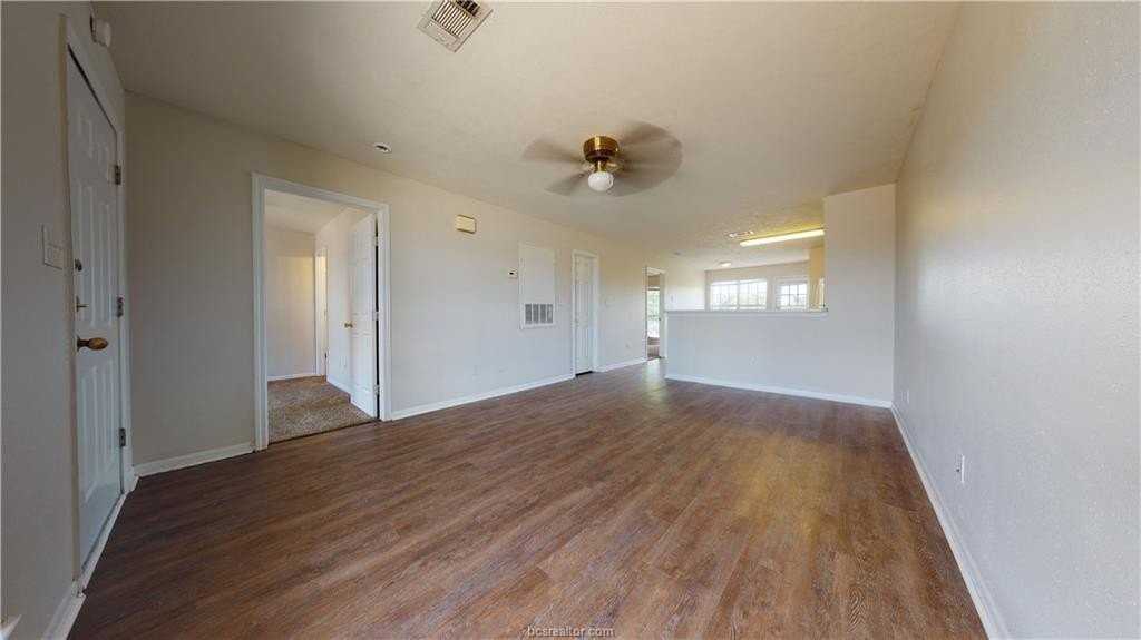 1509 Hollow Hill Drive #C - Photo 5 of 20