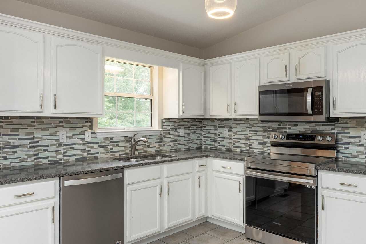 69 Jason Drive - Photo 7 of 41