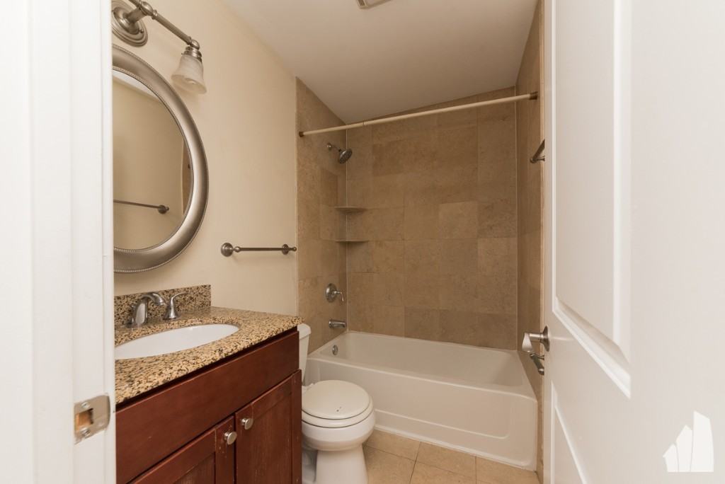625 West Wrightwood Avenue #312 - Photo 7 of 7