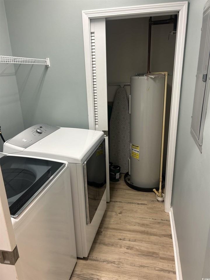 4104 Pinehurst Circle - Photo 2 of 17