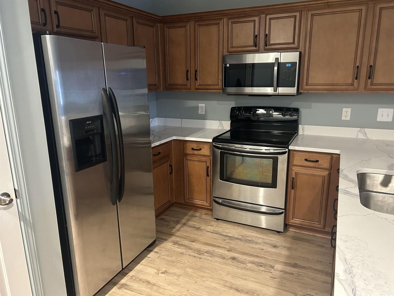 4104 Pinehurst Circle - Photo 4 of 17