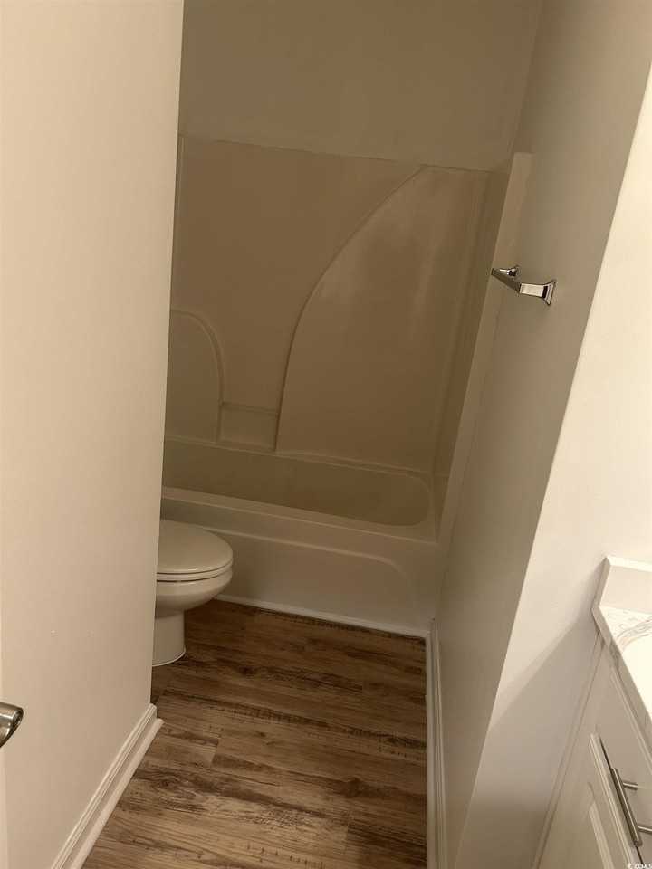 4104 Pinehurst Circle - Photo 7 of 17