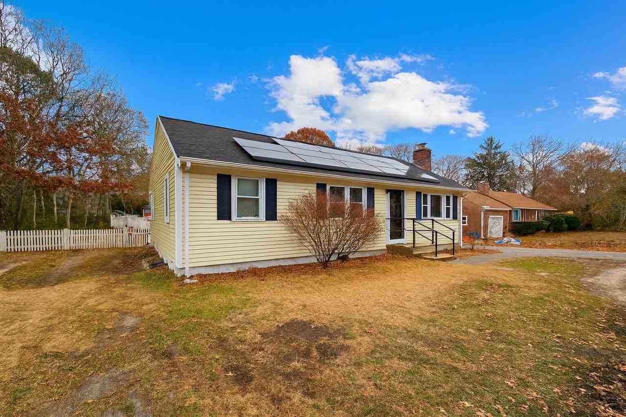 660 Pitchers Way - Photo 2 of 12