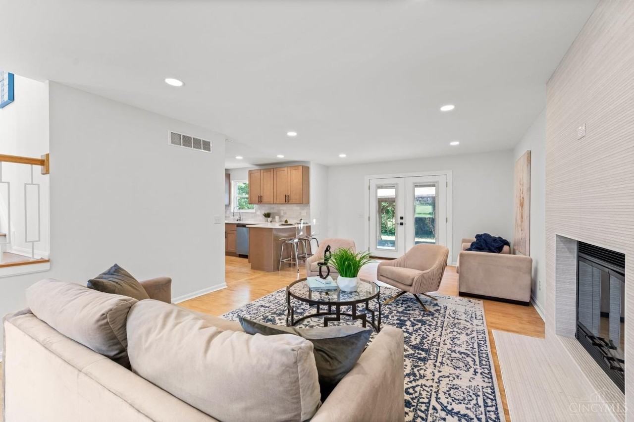 6441 Euclid Avenue - Photo 2 of 41