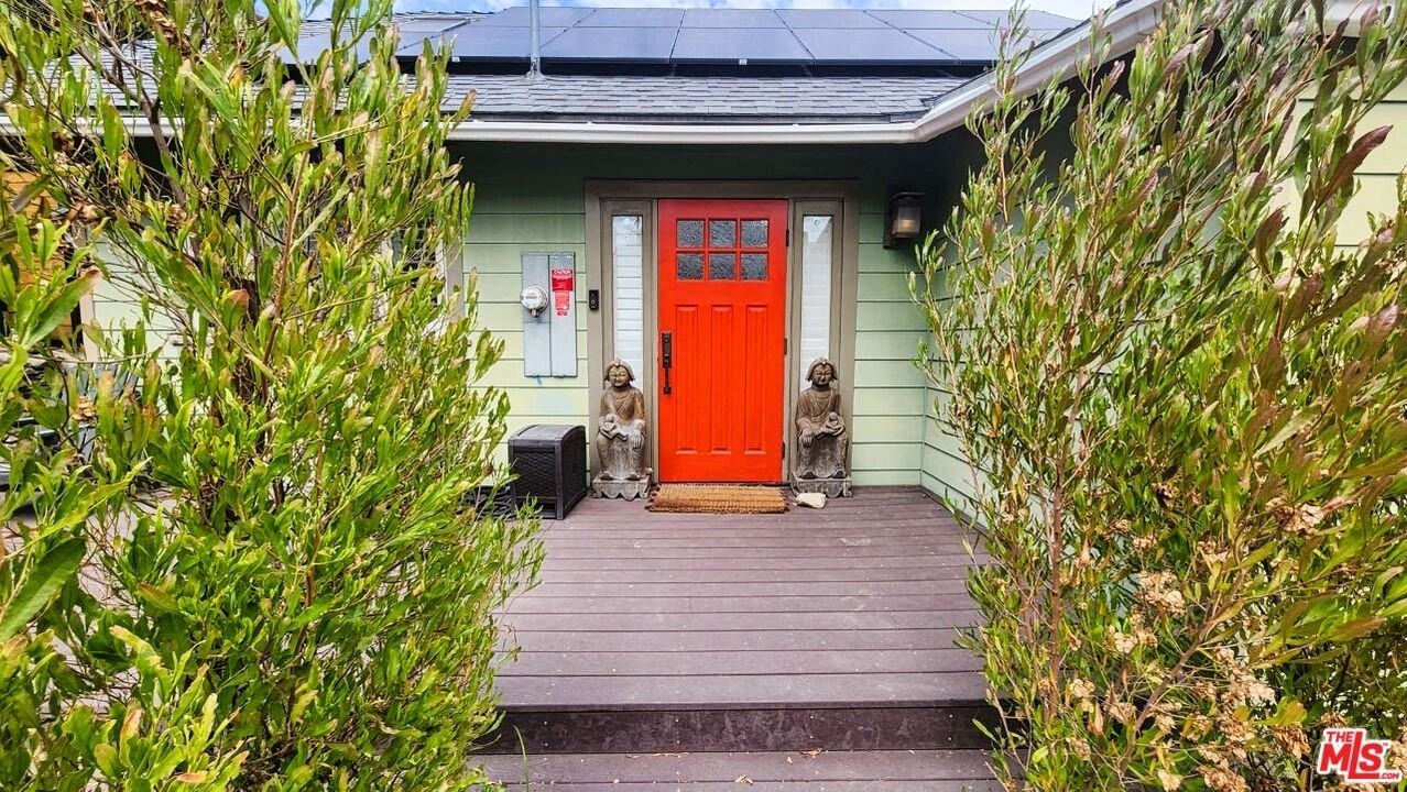 2229 Oak Glen Place - Photo 2 of 19