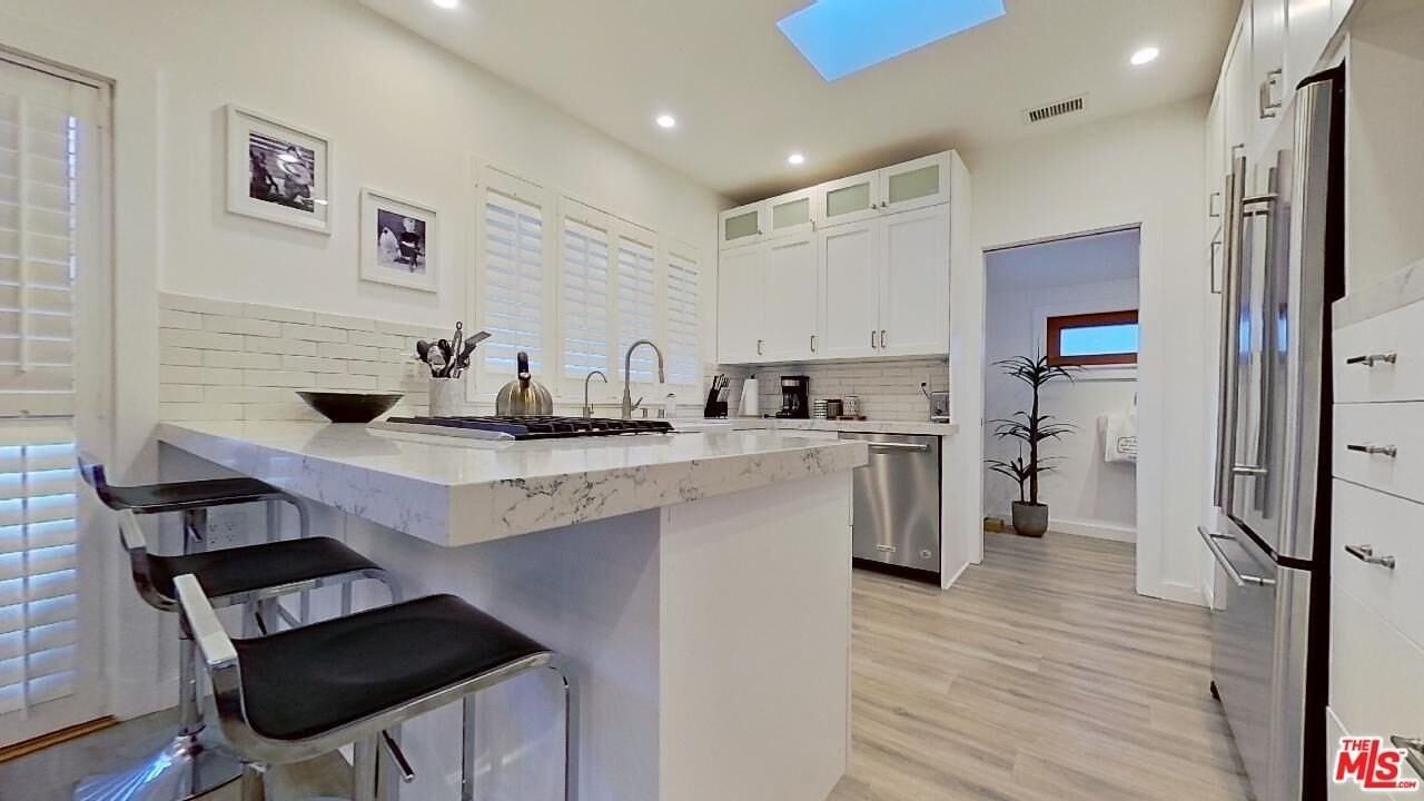 2229 Oak Glen Place - Photo 7 of 19