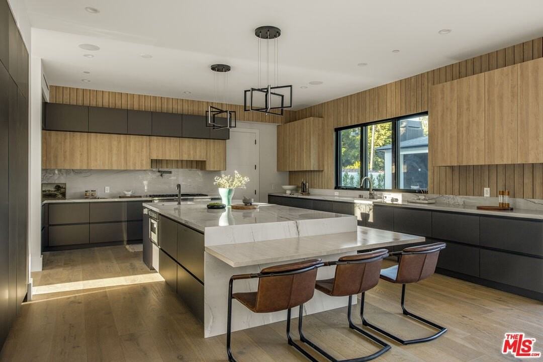 17341 Amina Place - Photo 5 of 39