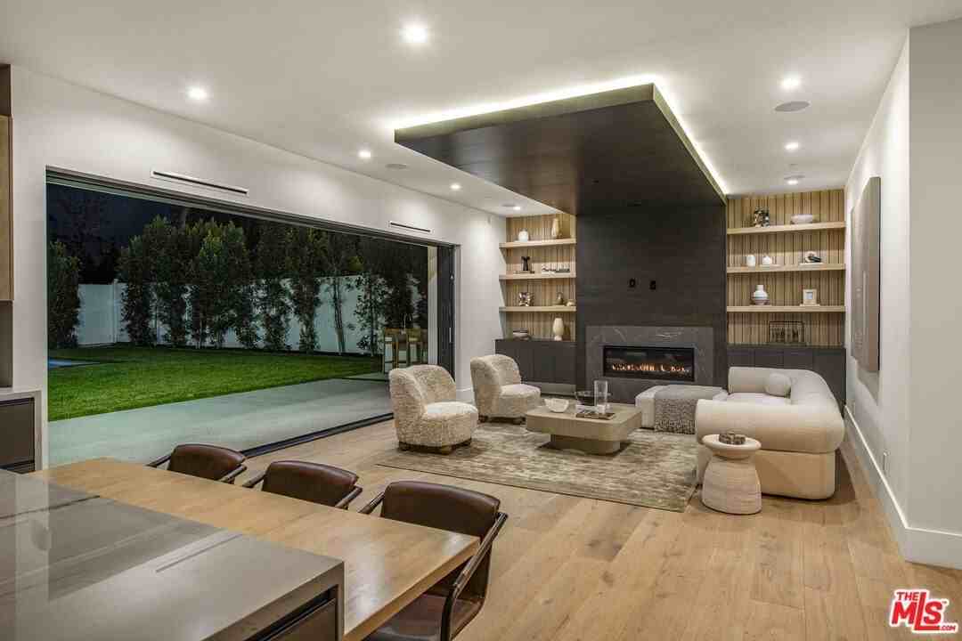 17341 Amina Place - Photo 7 of 39