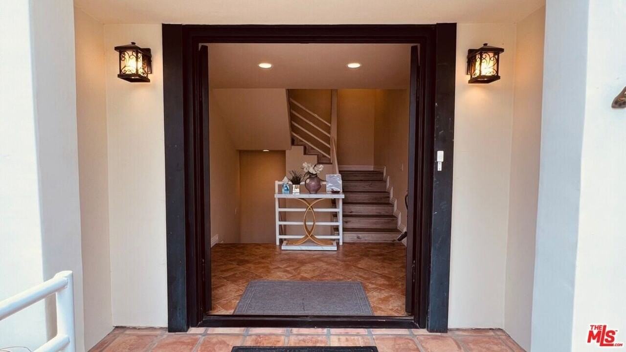 4324 Saltillo Street - Photo 2 of 46