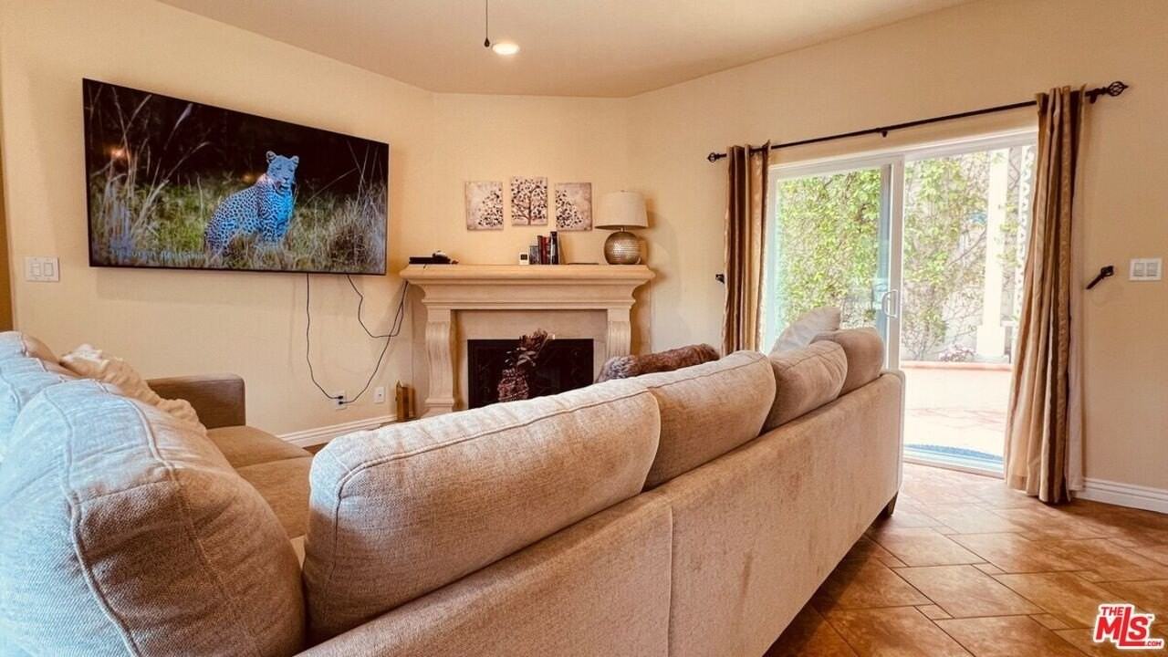 4324 Saltillo Street - Photo 6 of 46