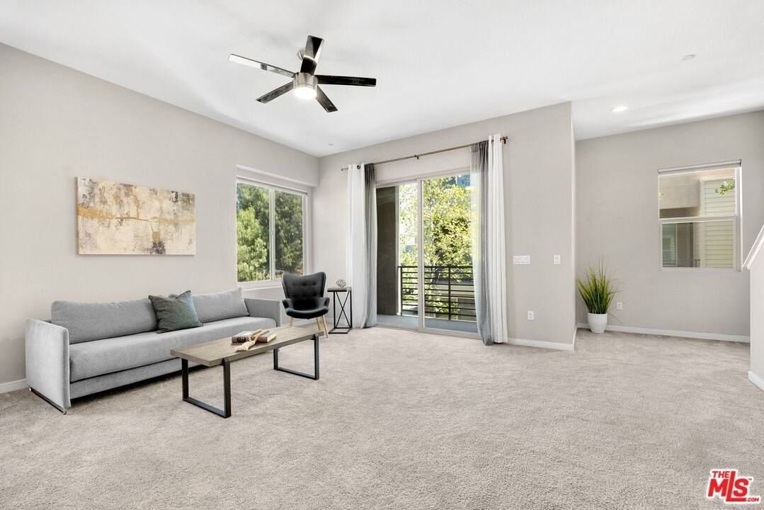 746 Farrier Way - Photo 7 of 45