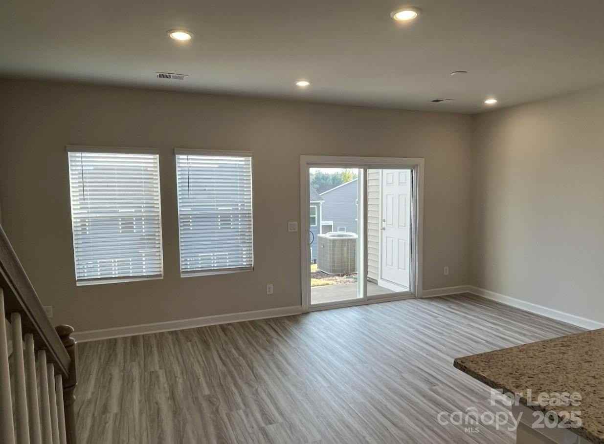 3703 Backwater Street - Photo 5 of 23