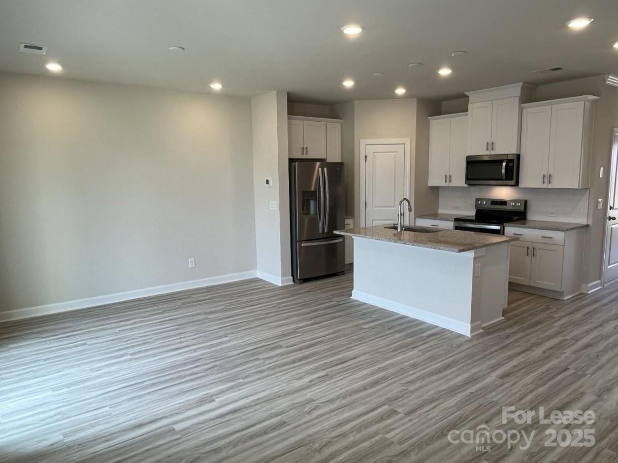 3703 Backwater Street - Photo 6 of 23