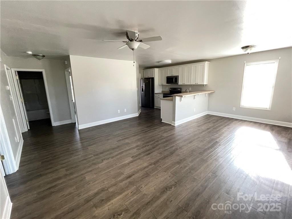 26 East J Street - Photo 2 of 12