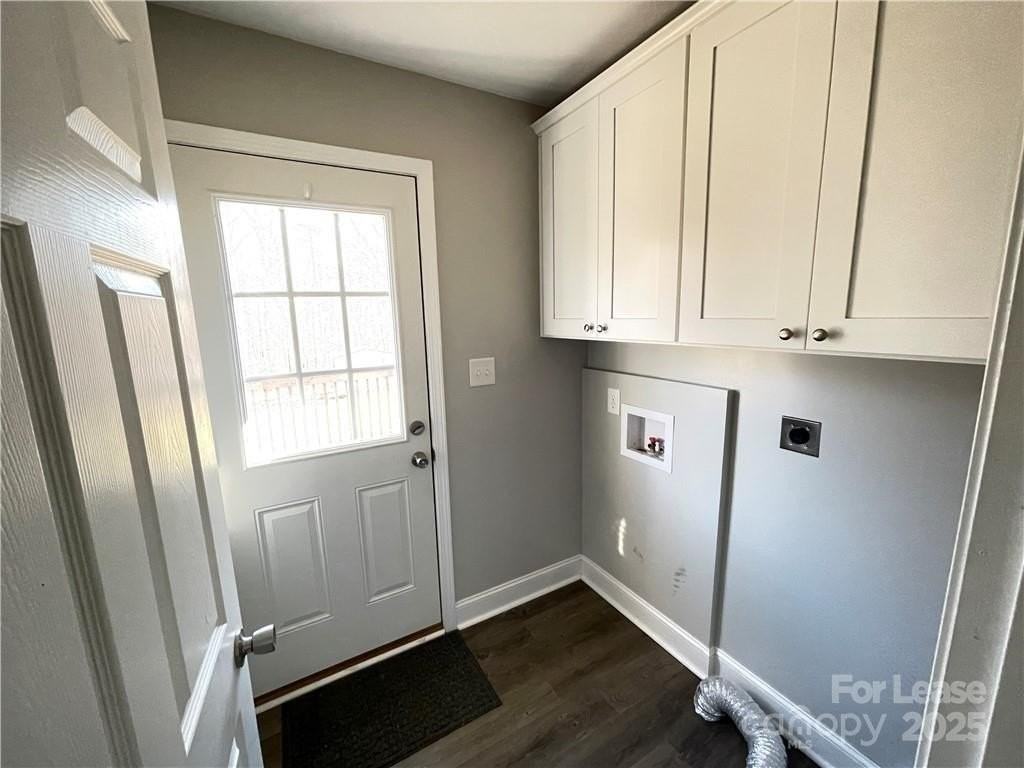 26 East J Street - Photo 4 of 12