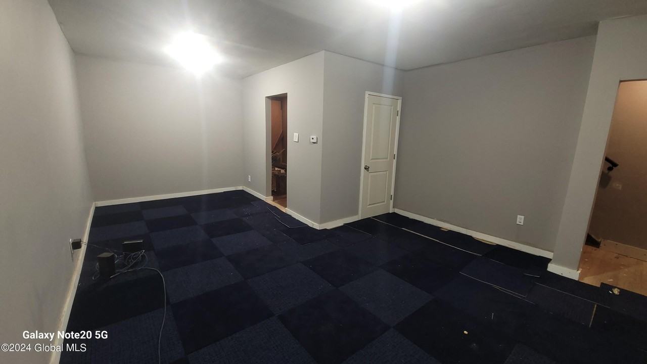 316 Second Street - Photo 5 of 38