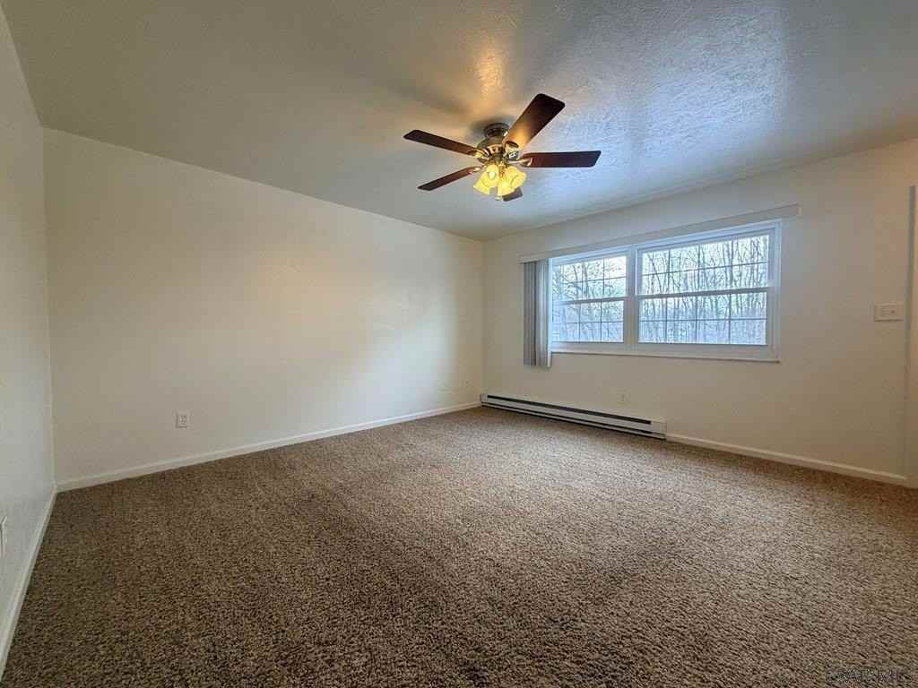 1915 Young Street - Photo 6 of 14