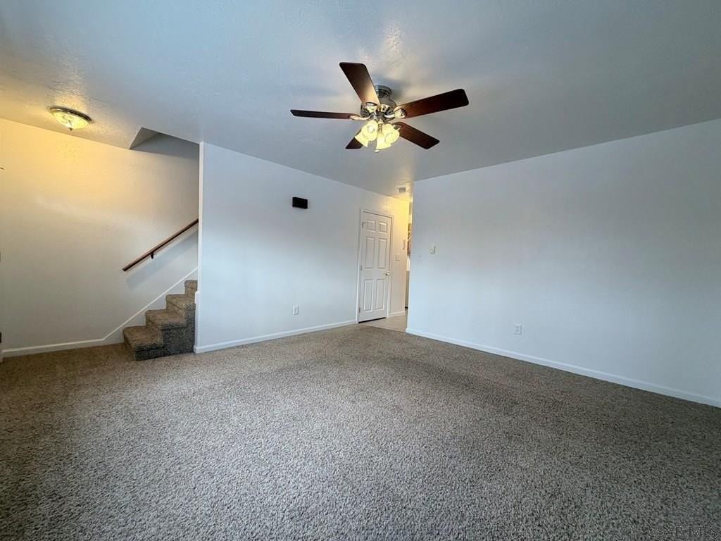 1915 Young Street - Photo 7 of 14