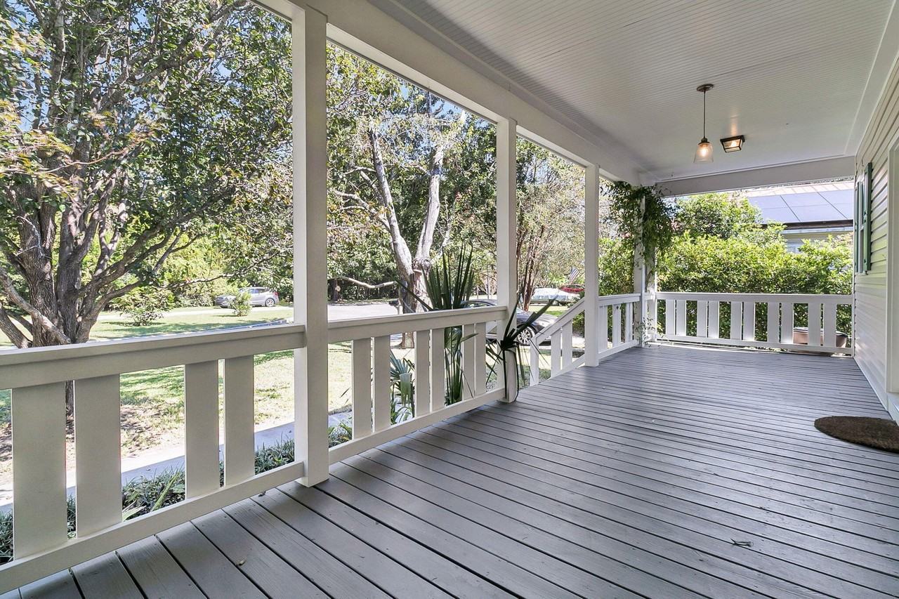 1493 Little Rock Boulevard - Photo 7 of 39