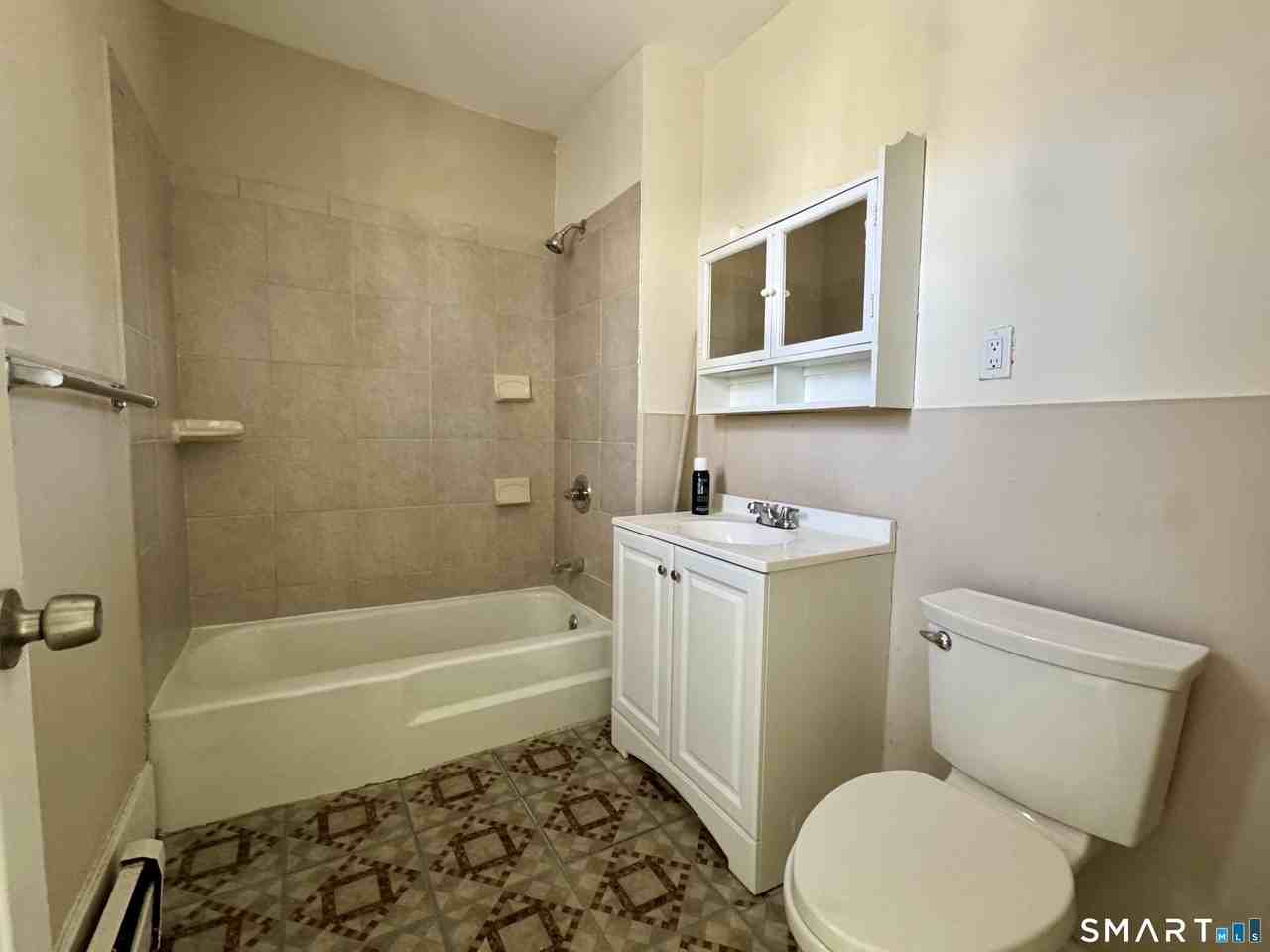 182 Sheridan Street #2 - Photo 4 of 9