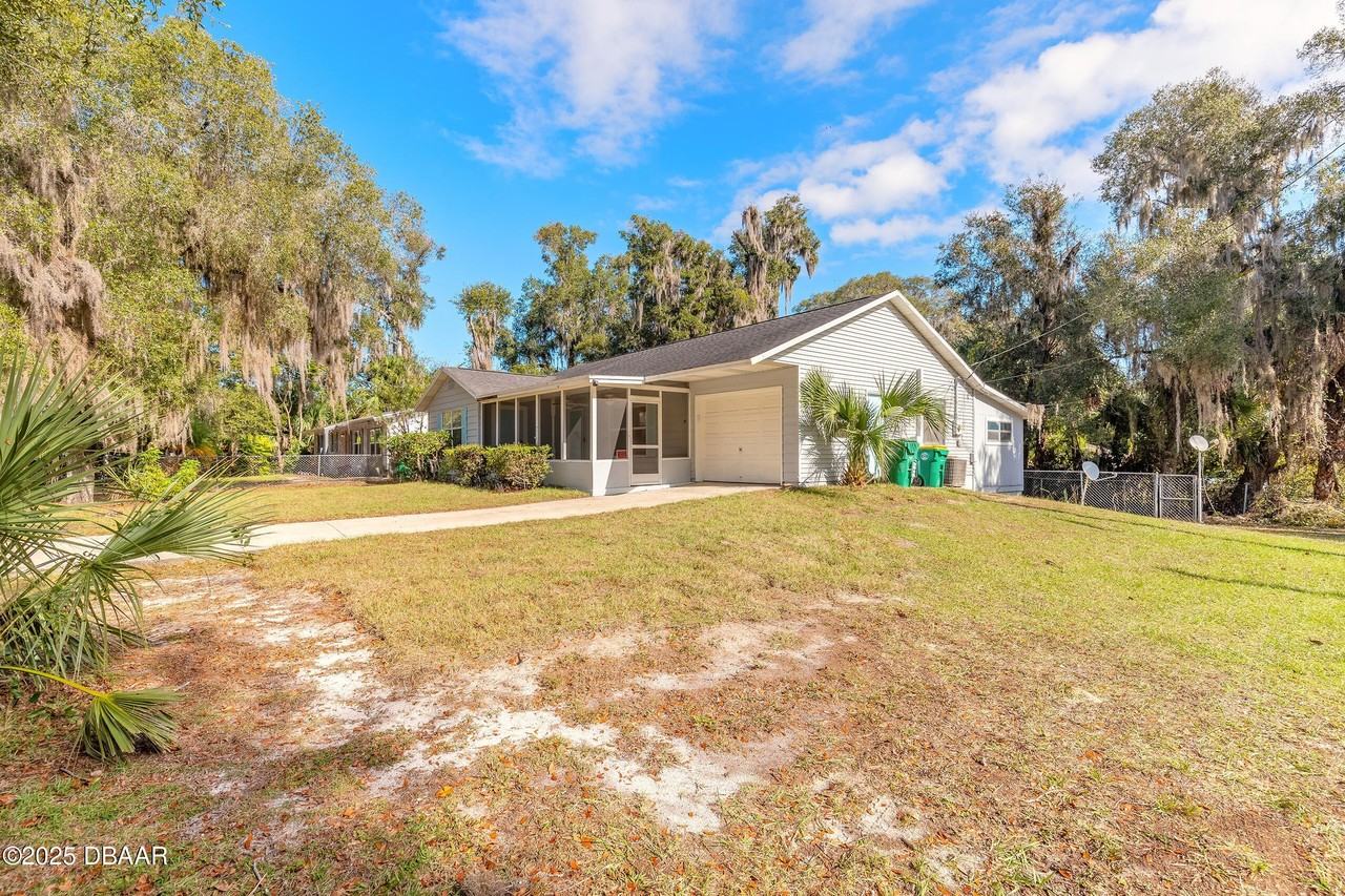 109 South Colorado Avenue - Photo 4 of 35