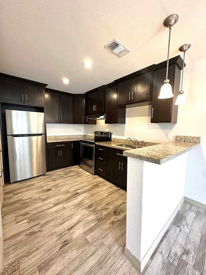 2877 Siwell Road - Photo 4 of 11