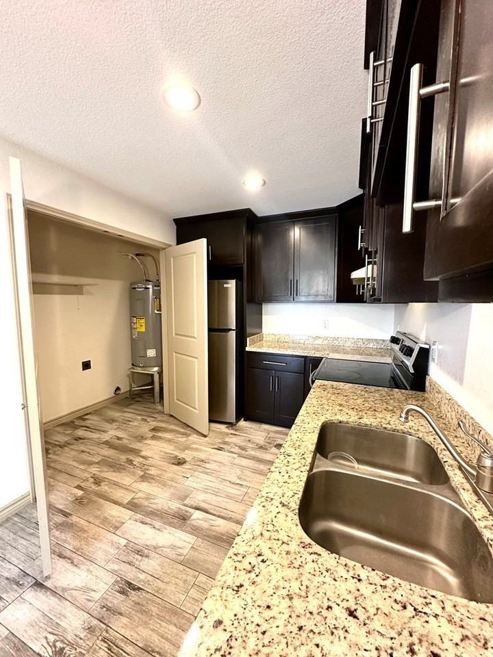 2877 Siwell Road - Photo 5 of 11