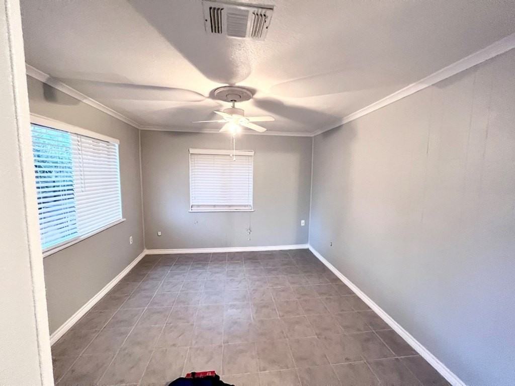 635 North Colorado Street - Photo 5 of 17