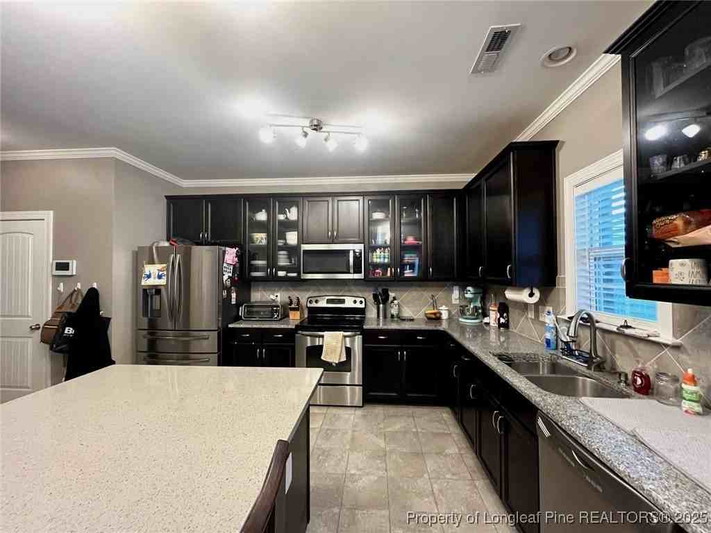 582 Century Drive - Photo 7 of 26