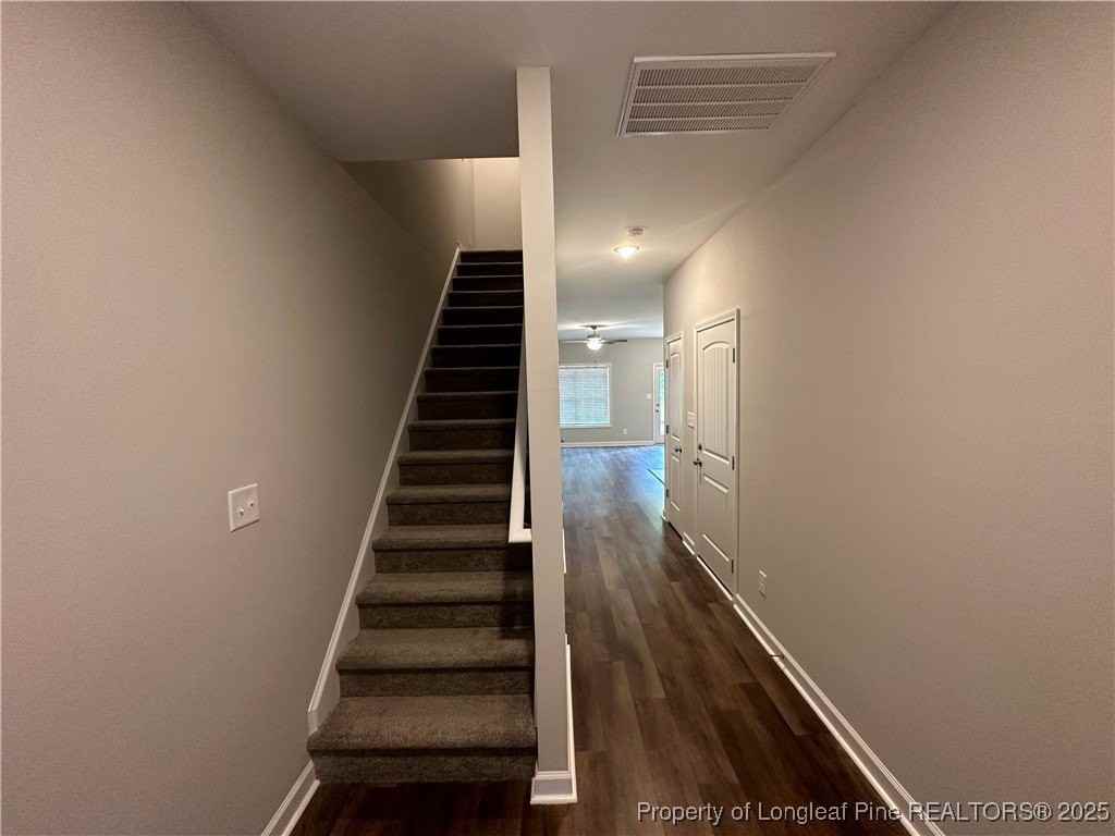 348 Bahama Loop - Photo 4 of 23