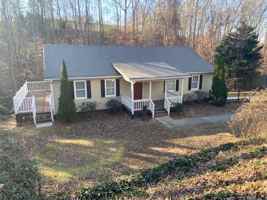 featured image of 501 Wilbanks Street