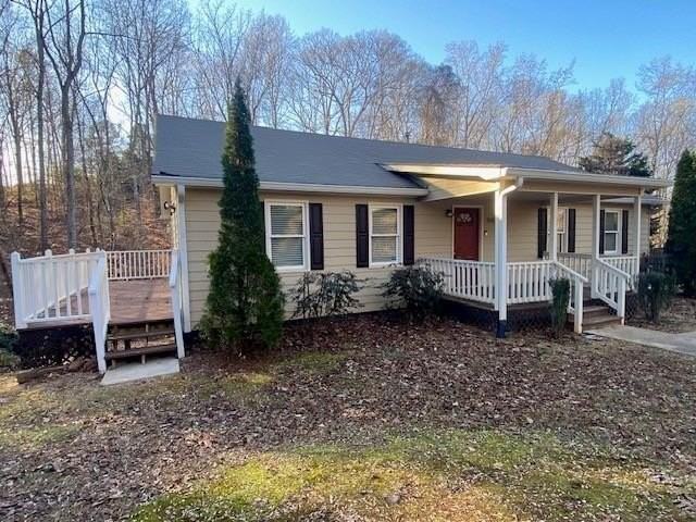 501 Wilbanks Street - Photo 6 of 28