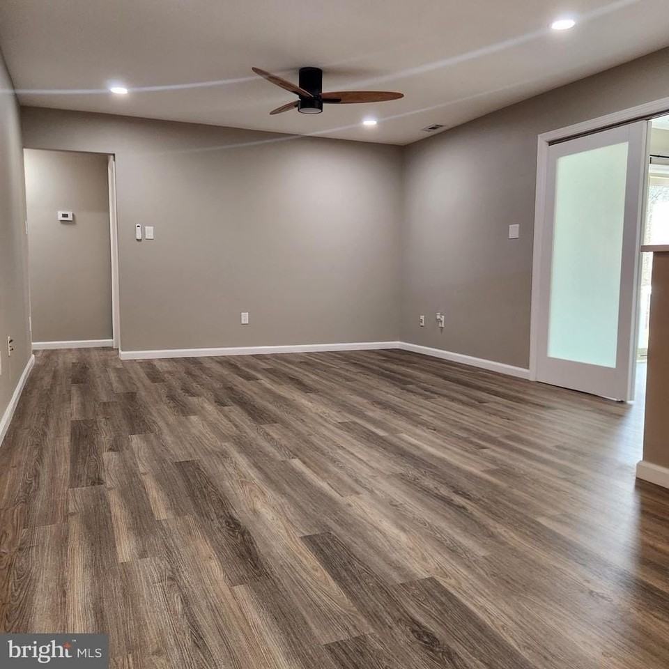 16 Pickwick Place - Photo 6 of 50