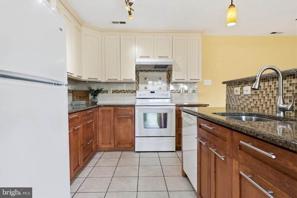 14303 Cornerstone Drive - Photo 6 of 19