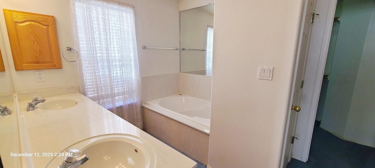 7224 Quail Springs Place Northeast - Photo 6 of 9